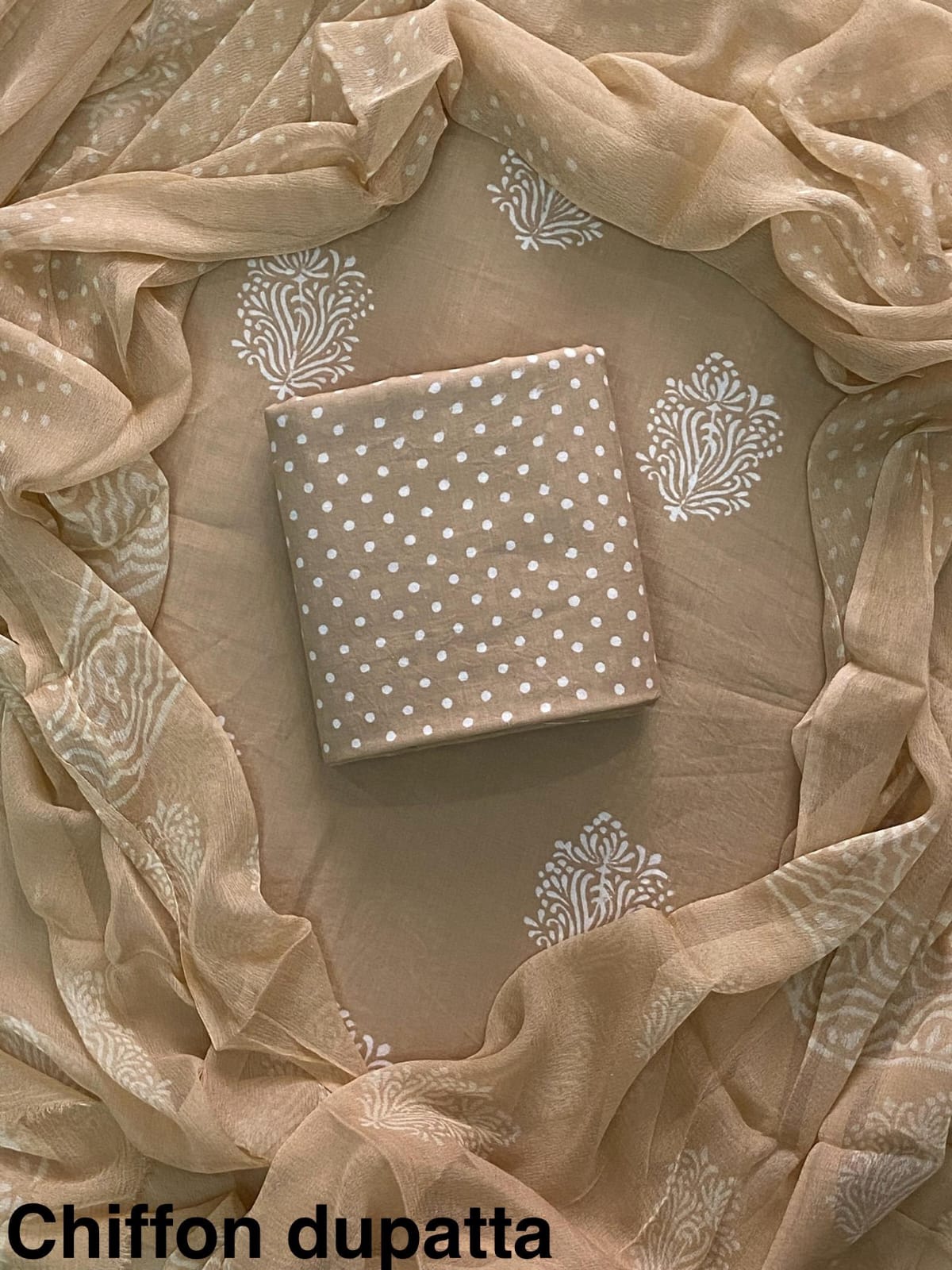 JAAL HAND BLOCK PRINT COTTON SUIT SET WITH CHIFFON DUPATTA(WACFCOTMU138)