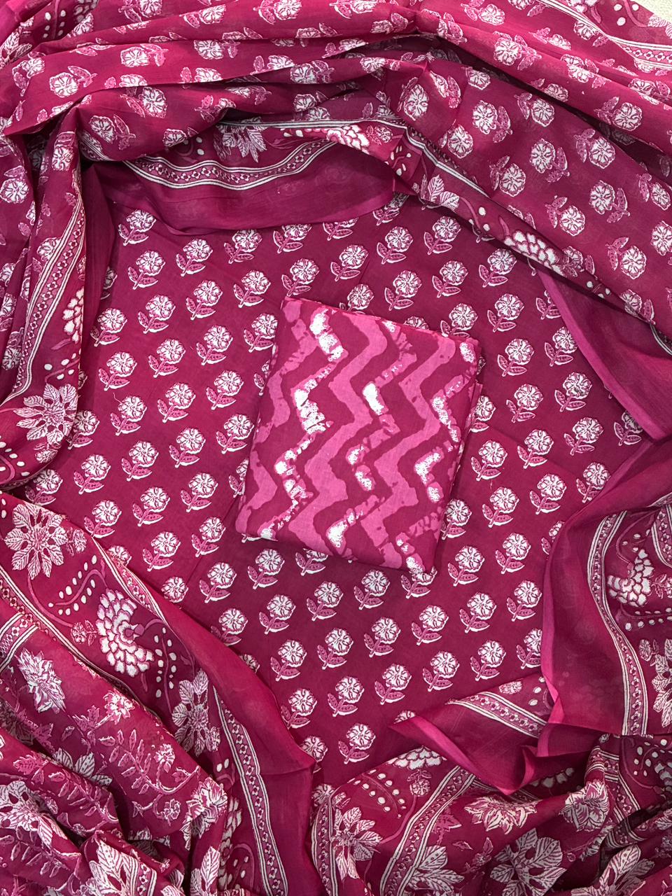 ELEGANT HAND BLOCK PRINT COTTON SUIT SET WITH MULMUL DUPATTA(WACOTMU34)