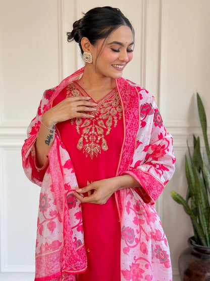 Radiant in Rani Pink – Ethnic Elegance Suit ✨🌸(KY03)