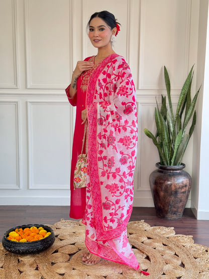 Radiant in Rani Pink – Ethnic Elegance Suit ✨🌸(KY03)