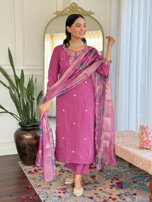 Our Exclusive Collection is here, to add a touch of tradition to your wardrobe SWRD318