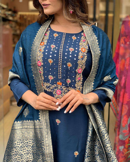Our Exclusive Collection is here, to add a touch of tradition to your wardrobe SWRD321