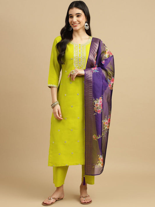 Our Exclusive Collection is here, to add a touch of tradition to your wardrobe SWRD323
