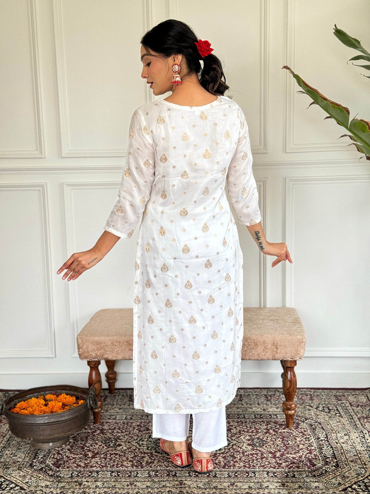 Our Exclusive Collection is here, to add a touch of tradition to your wardrobe SWRD338