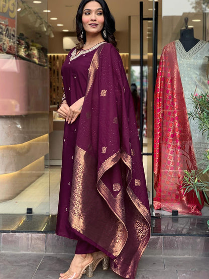 New Exclusive Check this our beautiful dresses collection (NFRD400)(01)