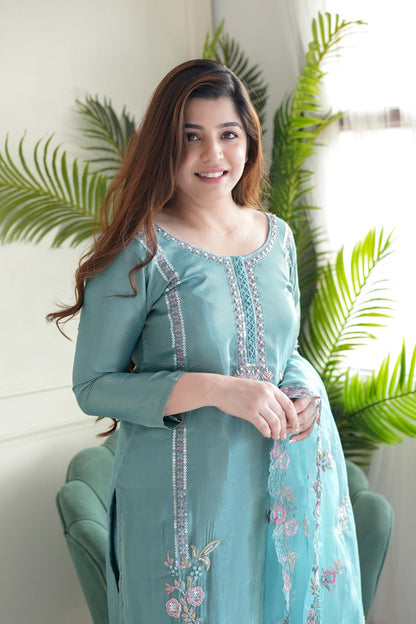 Simple yet elegant This is how we describe our latest launched dresses(NFRD404)
