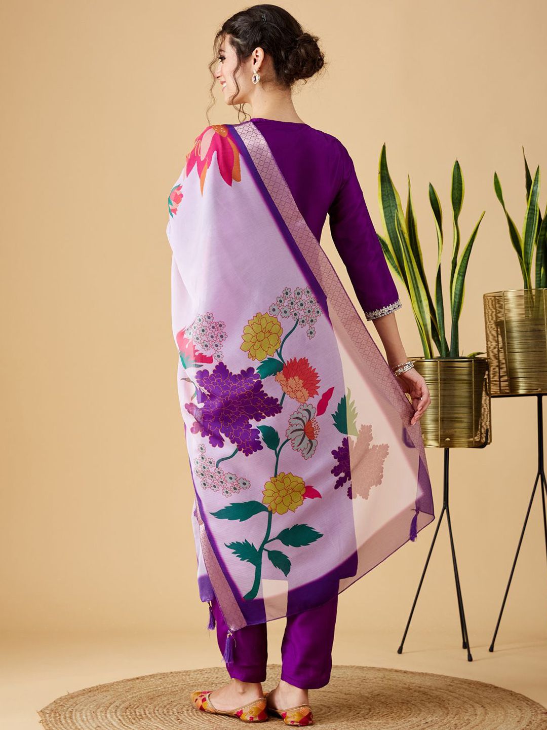 Simple yet elegant This is how we describe our latest launched dresses(NFRD418)