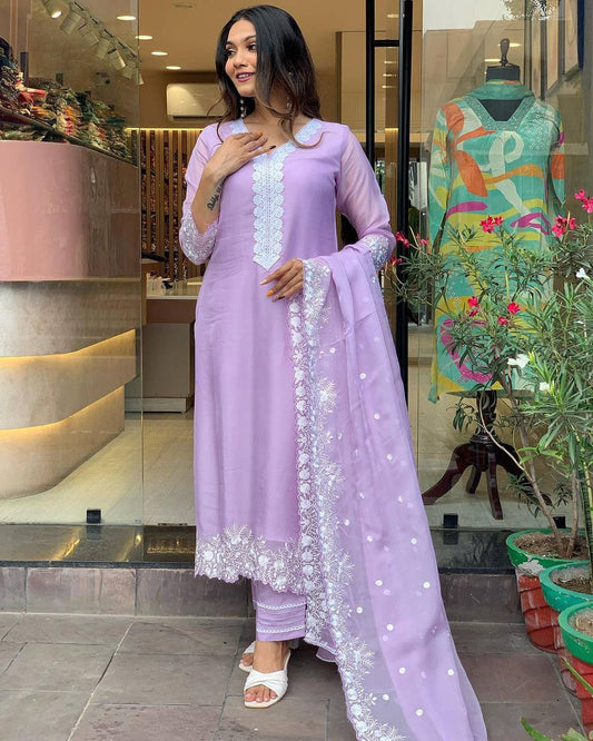 Simple yet elegant This is how we describe our latest launched dresses(NFRD441)
