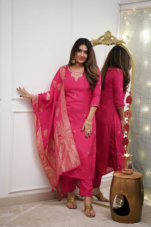 Simple yet elegant This is how we describe our latest launched dresses(NFRD445)
