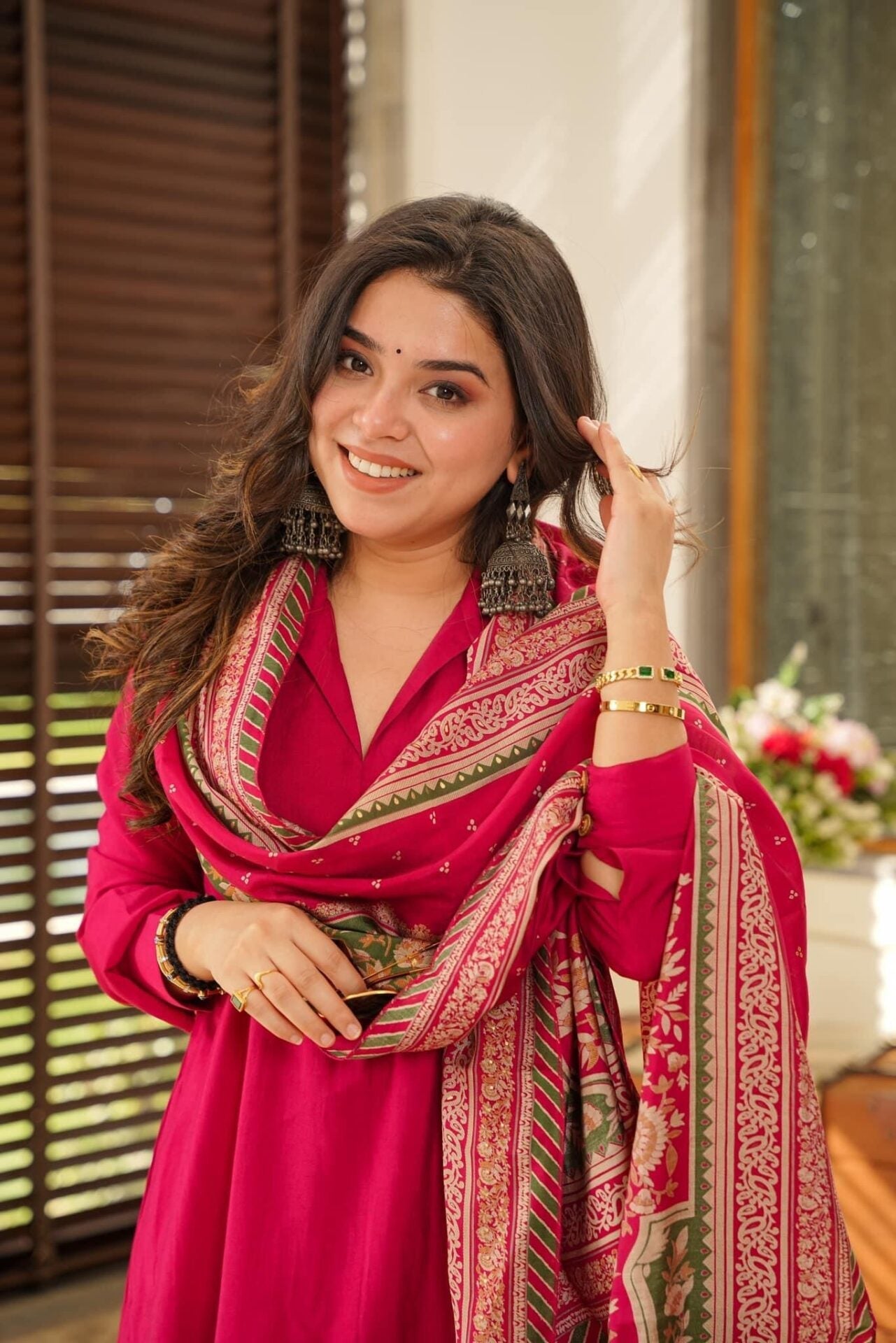 Kurta with hand with Embroidery work detailing on women's printed cotton kurta pant or dupatta set(NFRD470)