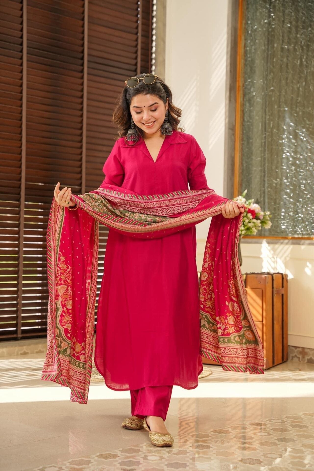 Kurta with hand with Embroidery work detailing on women's printed cotton kurta pant or dupatta set(NFRD470)