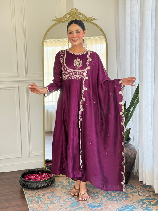 Our Exclusive Collection is here, to add a touch of tradition to your wardrobe(NFRD471) (01)