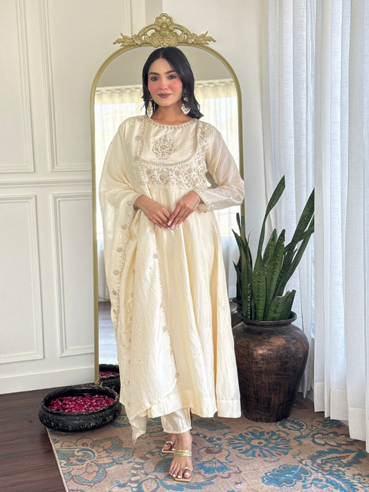 Our Exclusive Collection is here, to add a touch of tradition to your wardrobe(NFRD471) (02)