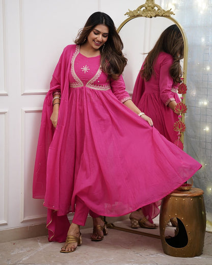 Enjoy your festival 🌞with our Very Beautiful 3ps Set(NFRD493)