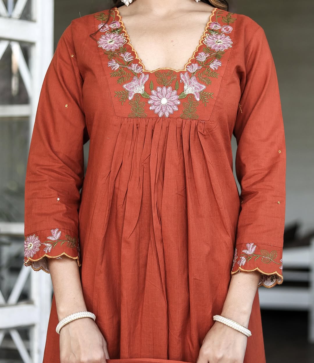 Enjoy your festival 🌞with our Very Beautiful 3ps Set(NFRD495)