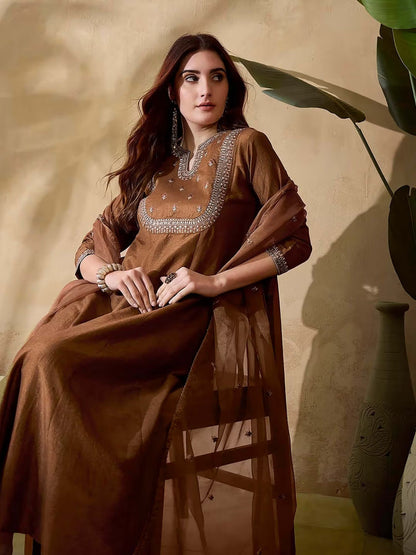 New Exclusive Check this our beautiful dresses collection (NFRD552)