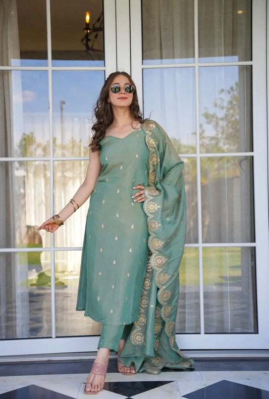 New Exclusive Check this our beautiful dresses collection (NFRD604)