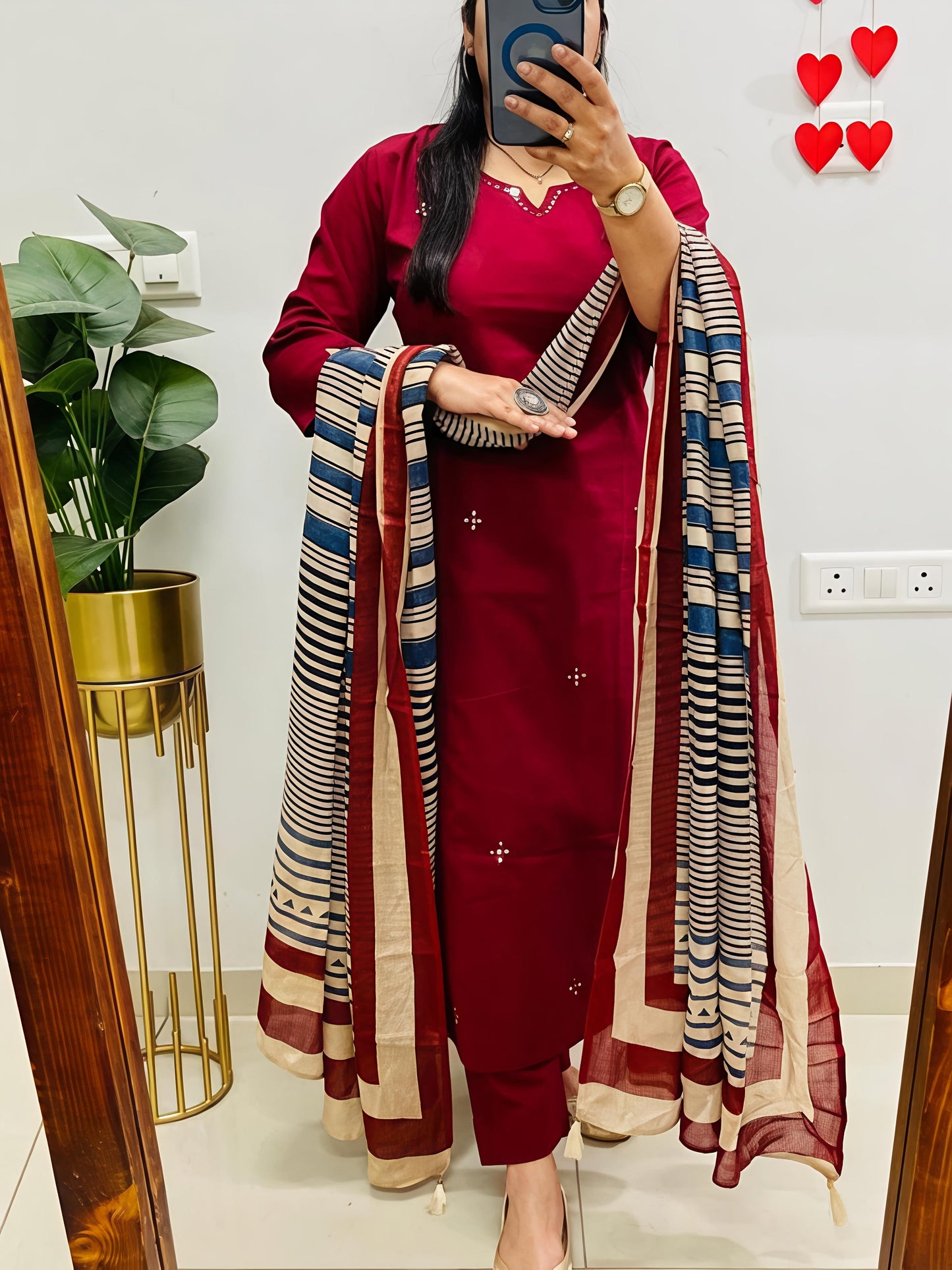 Elegant Kurta Set with Handcrafted Striped Dupatta (SWSK46)