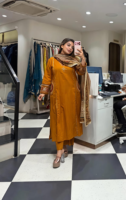 Women’s Embroidered Kurta Pant Set with Dupatta (RD33)