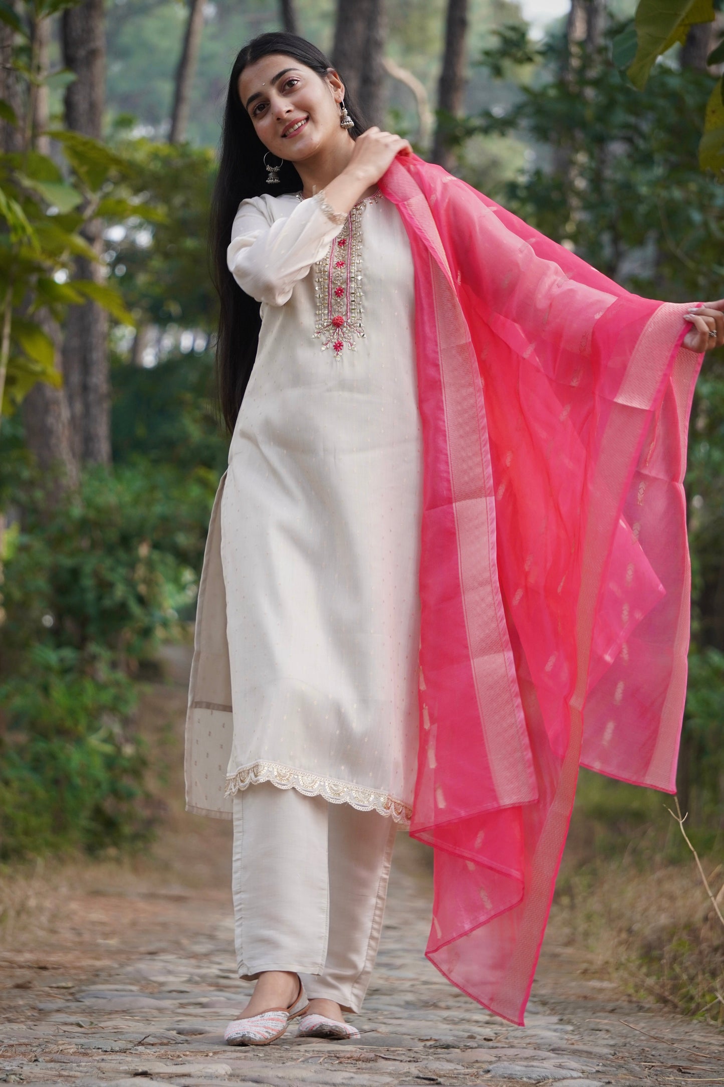 Premium Tissue Shimmer Suit Set Which is Beautifully Decorated With Hand Khatli Work And Original Mirror Work With Butti Pattern(SWRED51)