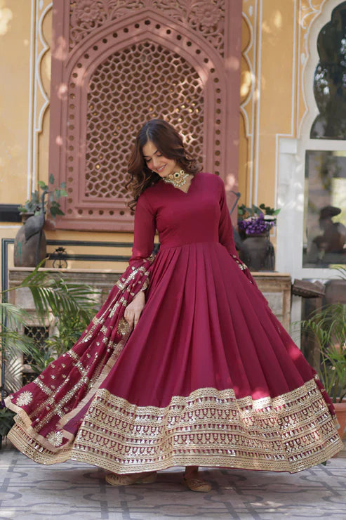 WEDDING SPECIAL STAR GEORGETTE ZARI SEQUINS EMBROIDERED GOWN WITH DUPATTA(WD122)