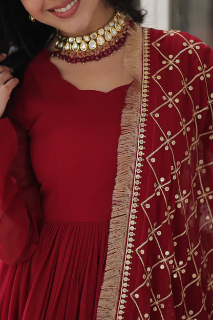 BLOOMING GEROGETTE SEQUANCE EMBROIDERY GOWN WITH DUPATTA(WD99)