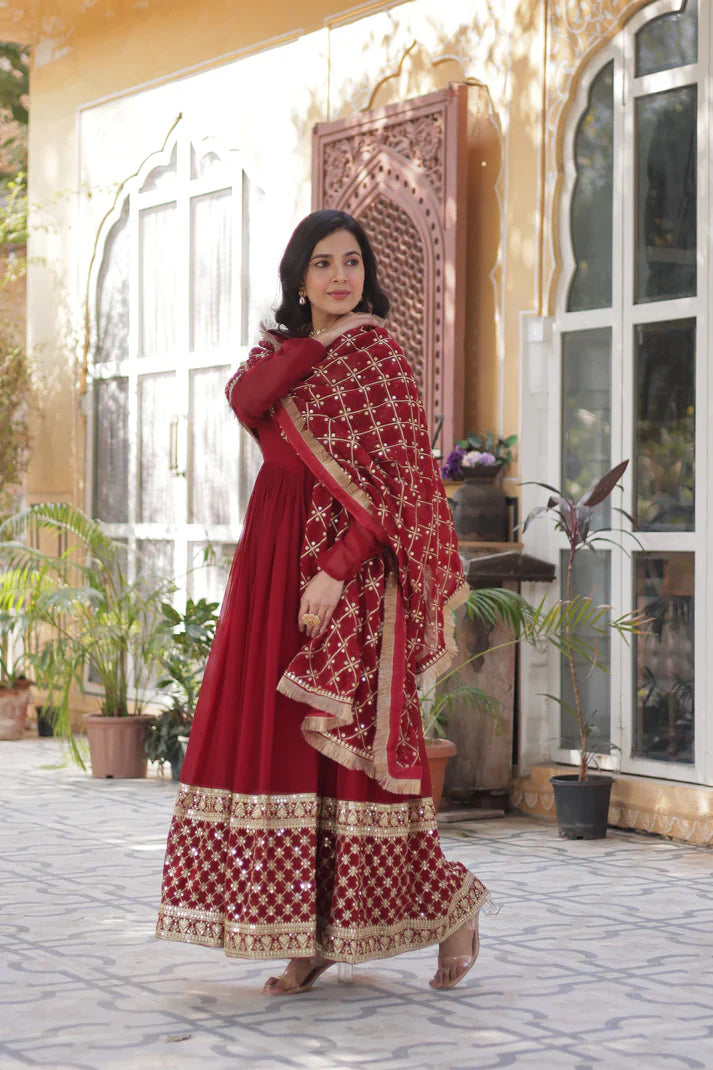 BLOOMING GEROGETTE SEQUANCE EMBROIDERY GOWN WITH DUPATTA(WD99)