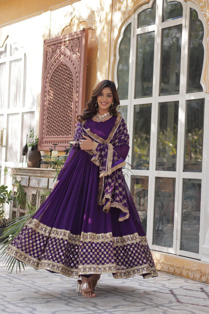 BLOOMING GEROGETTE SEQUANCE EMBROIDERY GOWN WITH DUPATTA(WD99) (01)