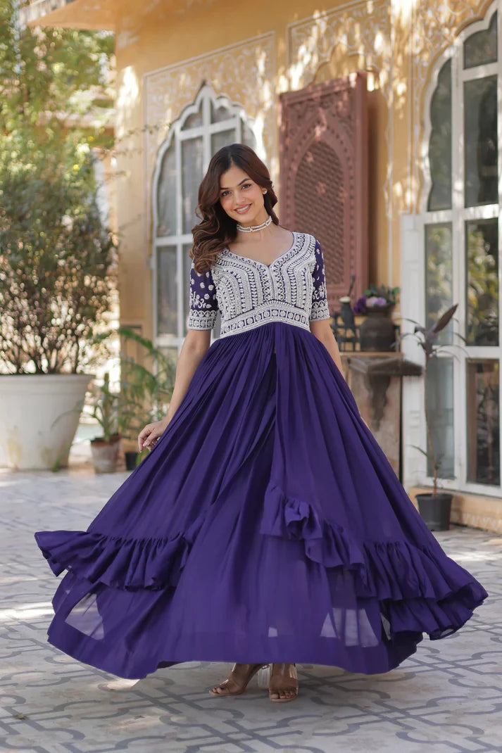 STAR GEORGETTE BEADS EMBROIDARY KURTI WITH LEHENGA(WD87) (01)