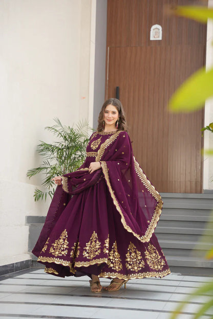 FAUX GEORGETTE SEQUANCE EMBROIDERED GOWN WITH DUPATTA(WD91)