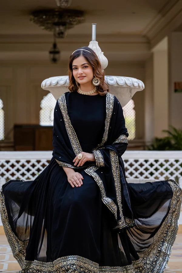 TILTON BLACK BLOOMING EMBROIDERED GOWN WITH DUPATTA
