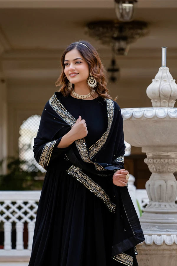 TILTON BLACK BLOOMING EMBROIDERED GOWN WITH DUPATTA