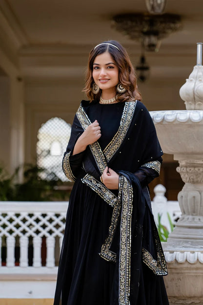 TILTON BLACK BLOOMING EMBROIDERED GOWN WITH DUPATTA
