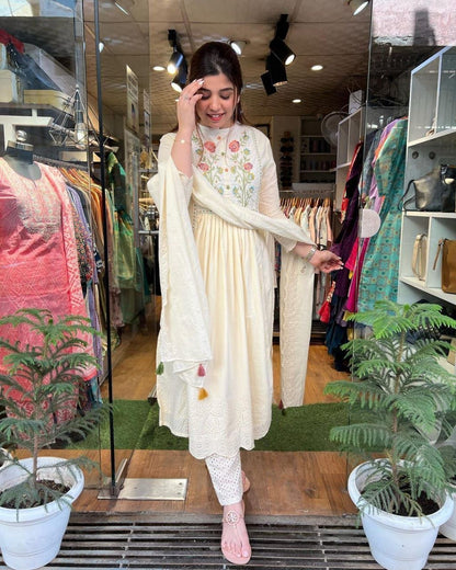 Cotton chikankari embroidered kurta with pants and stall dupatta will make you look the best.  (WARED361)