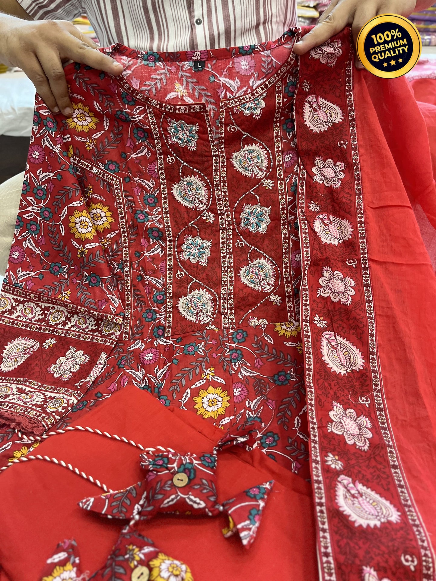 Featuring beautiful Heavy Suit Set which is beautifully decorated with intricate hand embroidery, Zari weaving and prints.(WARED259)