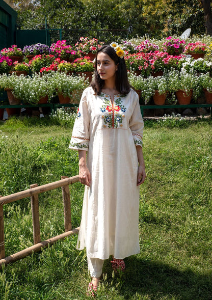 Launching Summer Special, Comfortable And Attractive Pure Cotton Suit Set Which Is Beautifully Decorated With Hand Embroidery And Thread Work. It Is Paired With Matching Pants(SWCD59)