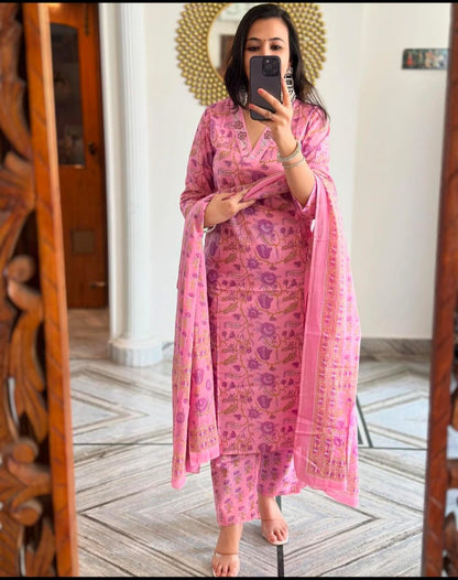 🌹🌹Pure fine Cotton fabric  Kurti with Pant with cotton 100-100 Dupatta🌹🌹(WARED284)