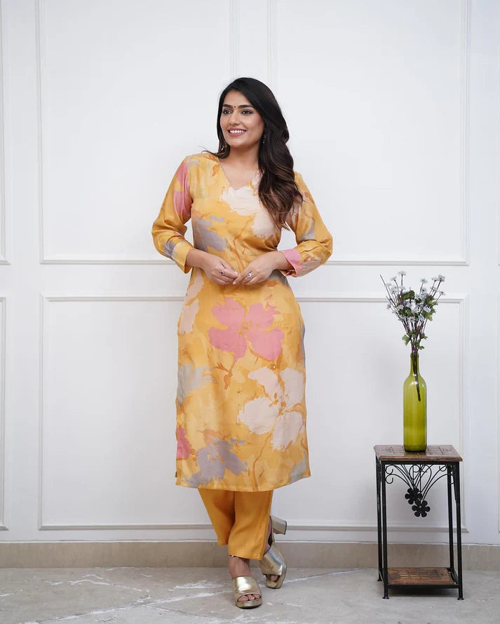 💃Enjoy New Floral Kurta Pant set with amazing lace Work ❤️(SWCD03)