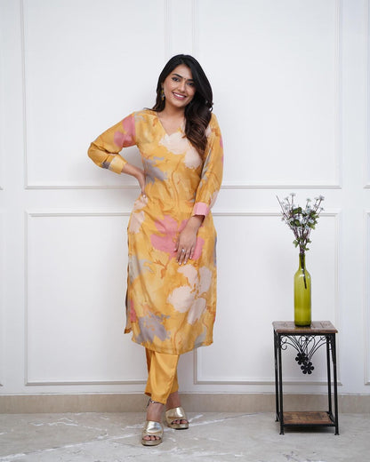 💃Enjoy New Floral Kurta Pant set with amazing lace Work ❤️(SWCD05)