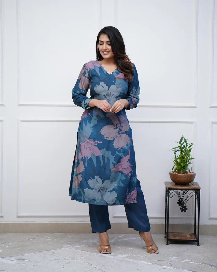 💃Enjoy New Floral Kurta Pant set with amazing lace Work ❤️(SWCD03)
