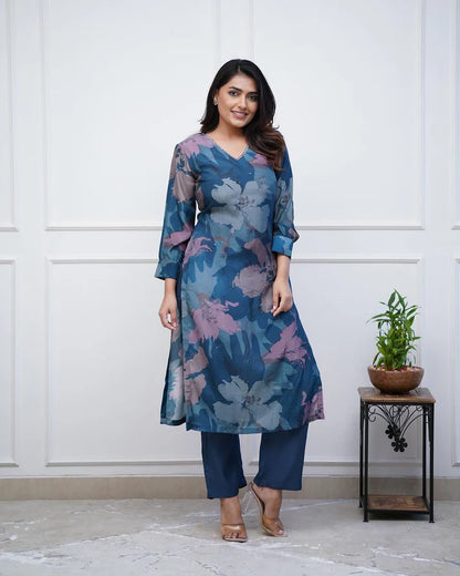 💃Enjoy New Floral Kurta Pant set with amazing lace Work ❤️(SWCD03)