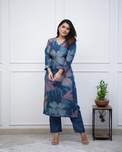 💃Enjoy New Floral Kurta Pant set with amazing lace Work ❤️(SWCD03)