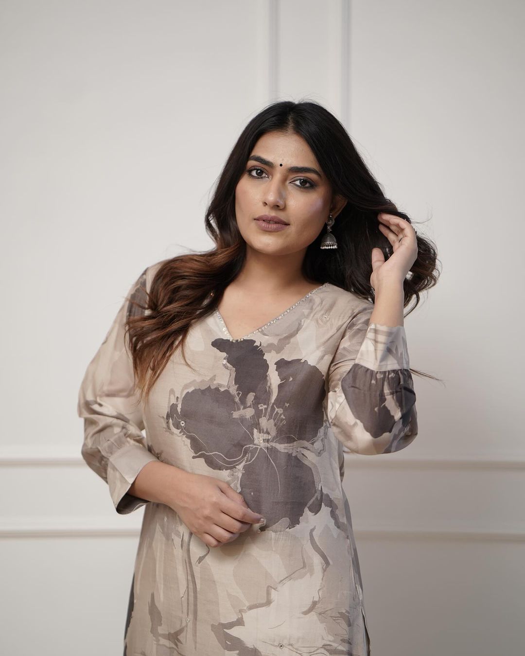 💃Enjoy New Floral Kurta Pant set with amazing lace Work ❤️(SWCD03)