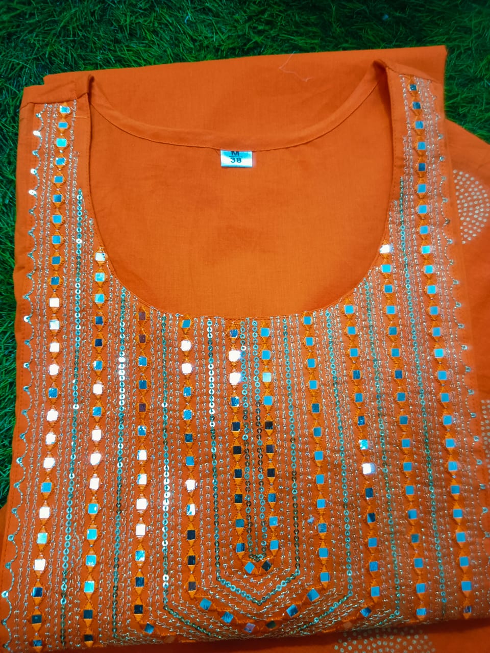 NEW beautiful 🤩 HEAVY FULLY STITCHIED 3 pic SUIT SET(WARED197)