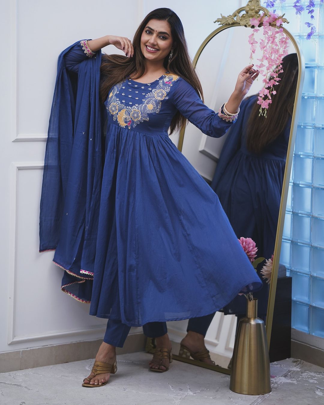 Beautiful export Quality cotton 60-60 Fabric Long frill gown Kurti With Pant And cotton Malmal Dupatta(WARED185)