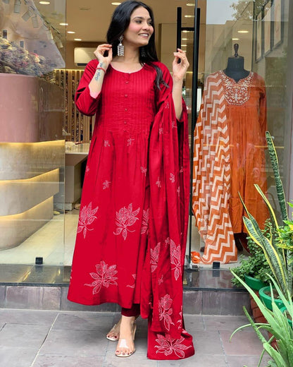 🌹💥 NEW DESIGN LONCH🌹  NEW COLOUR LUNCHING Voluminous Beutiful Suit Set(WARED150)