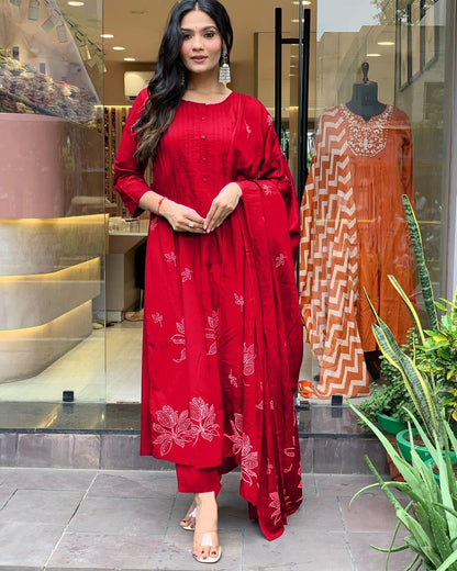 🌹💥 NEW DESIGN LONCH🌹  NEW COLOUR LUNCHING Voluminous Beutiful Suit Set(WARED150)