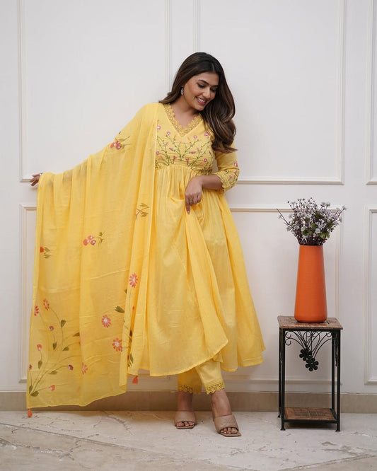 Latest addition to our fashion collection the strength kurta Style made from high-quality cotton,(WARED68)