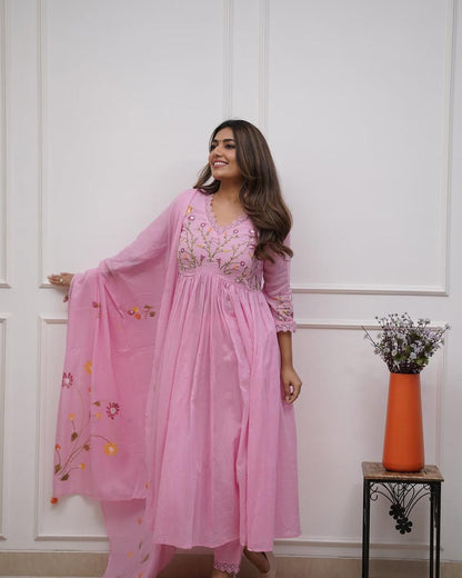 Latest addition to our fashion collection the strength kurta Style made from high-quality cotton,(WARED69)