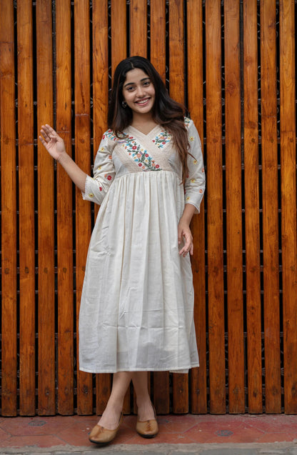 💥Launching Off-white cotton dress with floral embroidery and crochet lace detailing on yoke and sleeves💥(SWCD60)